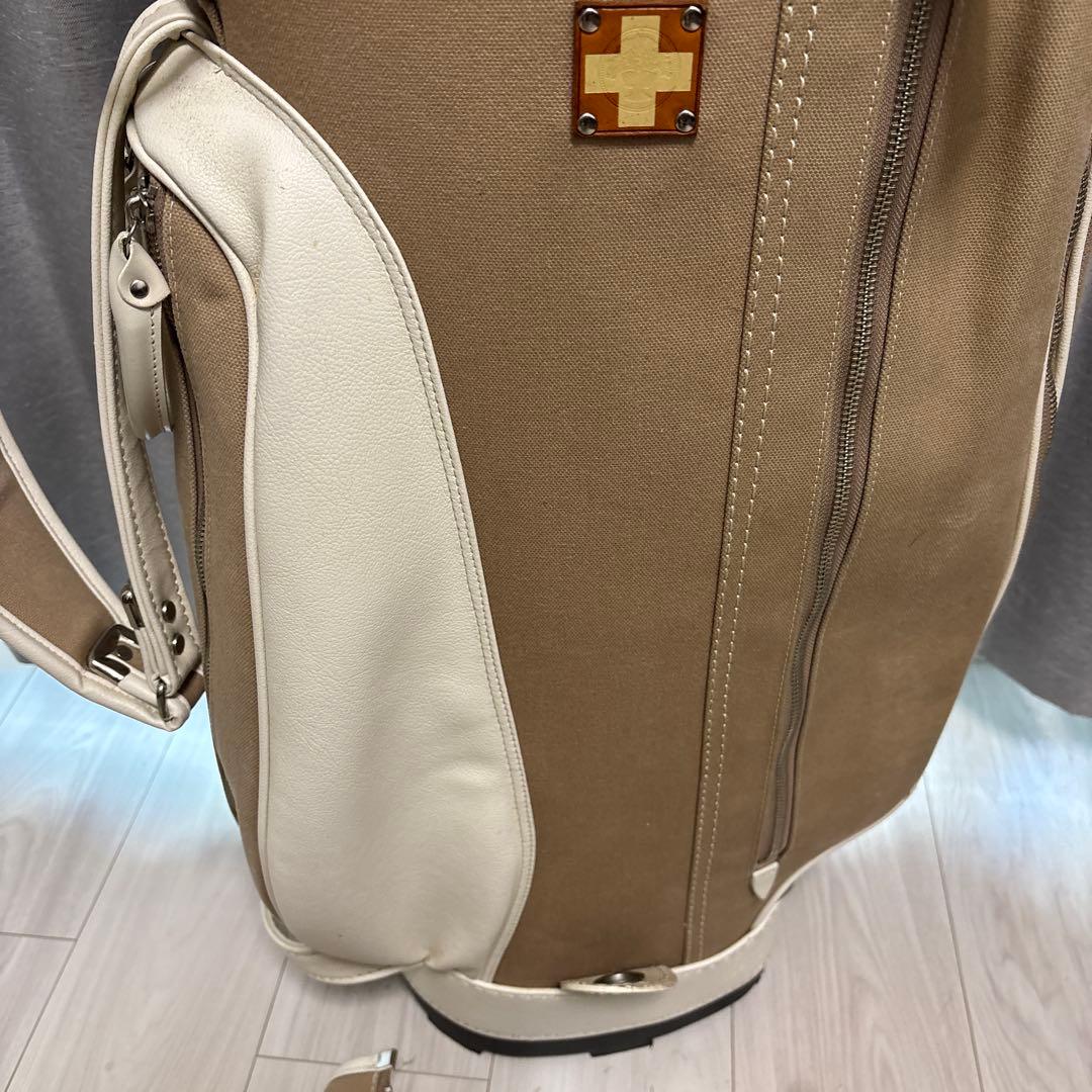 ゴルフバッグ・キャディバッグ ベージュ