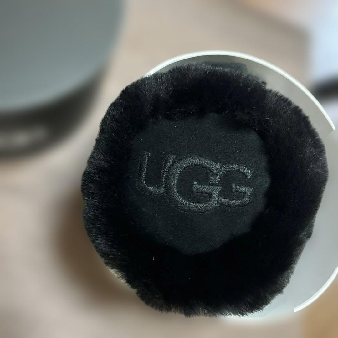 【超美品】 UGG イヤーマフ