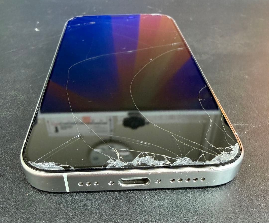 iPhone15 pro 256GB ホワイト （SIMフリー）