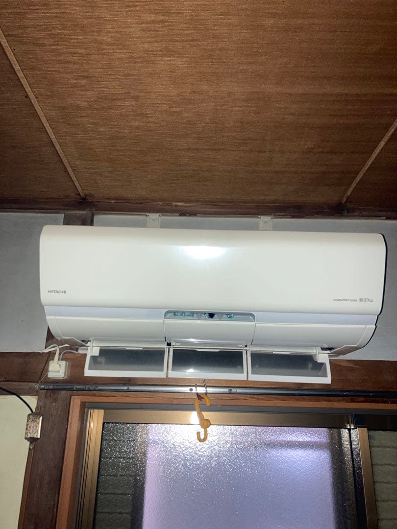 エアコン本体 4台東京東部見に来て取りに 来て頂ける方