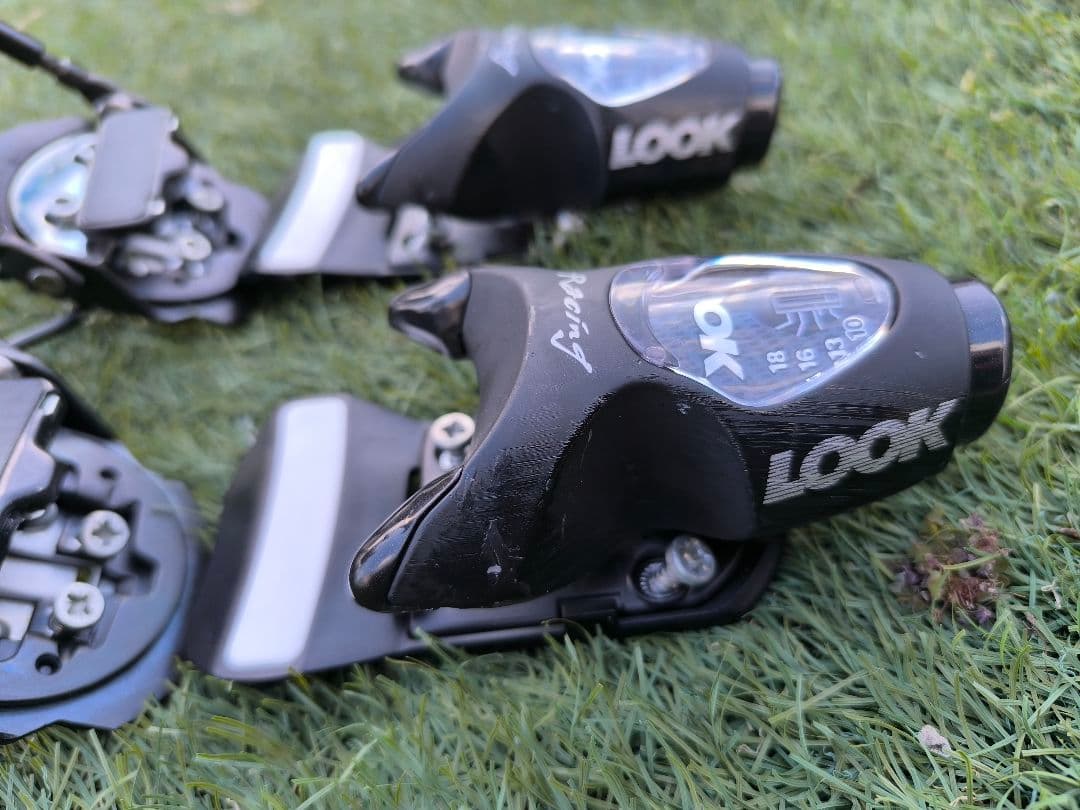 タッキー LOOK Pivot 18 ビンディング ルック P18