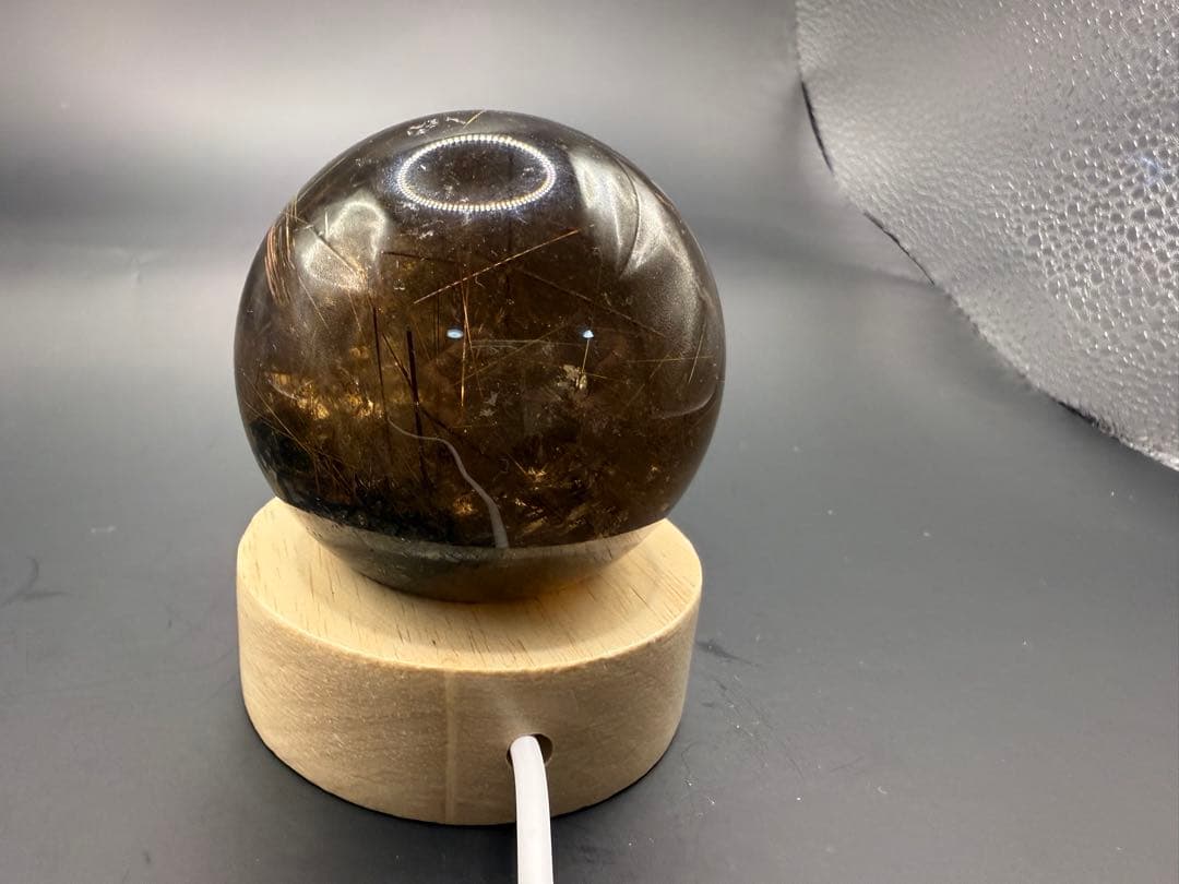 ゴールドルチルクォーツスフィア鉱物入り58mm丸玉