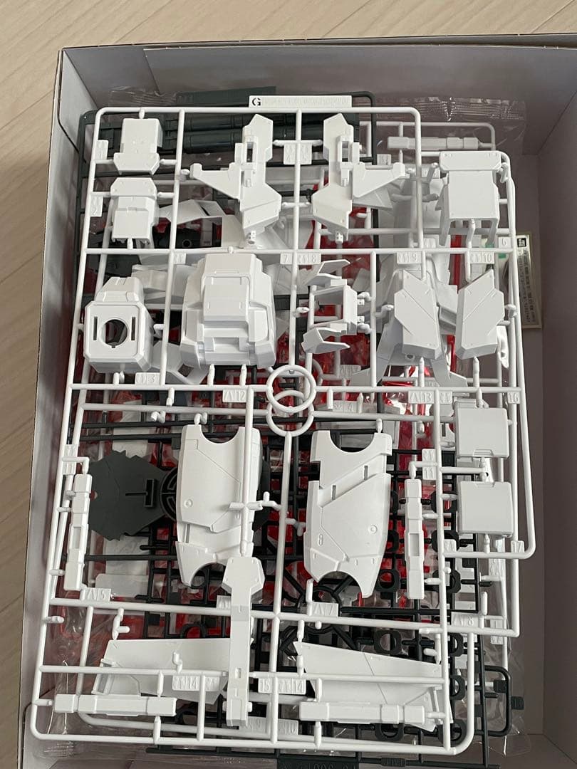 ユニコーンガンダム (デストロイモード) 1/48 メガサイズモデル