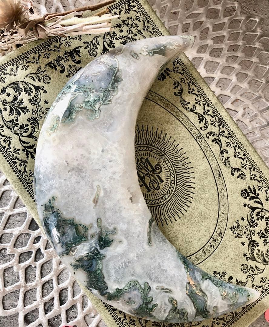 超ビッグ　モスアゲート　ビッグ　ムーン　月　スタンド付き　ジオードあり