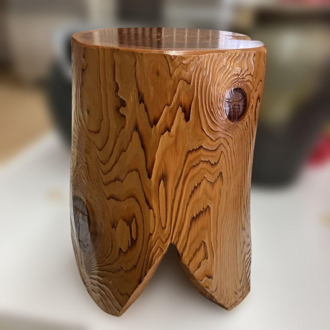 お値下げしました。さわら丸太椅子