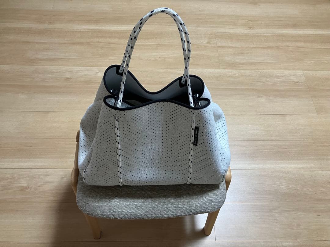 STATE OF ESCAPE ホワイトトートバッグ ポーチ付き