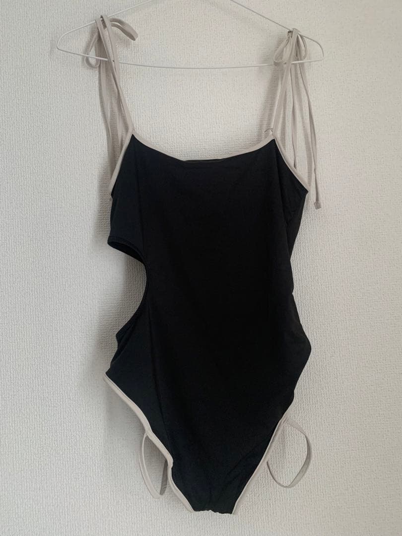 アンドマリー　ブラックワンピース水着