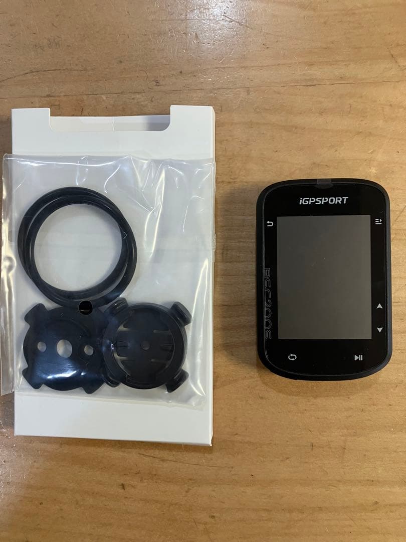 iGPSPORT サイクルコンピューター 本体➕コード