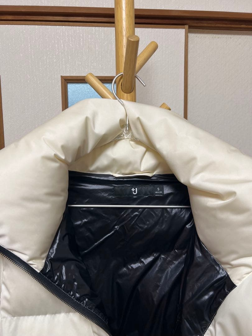 ダウンボリュームジャケット OFF WHITE UNIQLO➕J