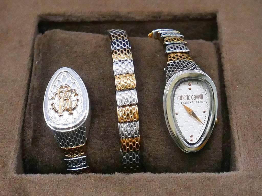 [3448]　美品＊ロベルト・カヴァリ＊　腕時計　スネーク　byフランクミュラー