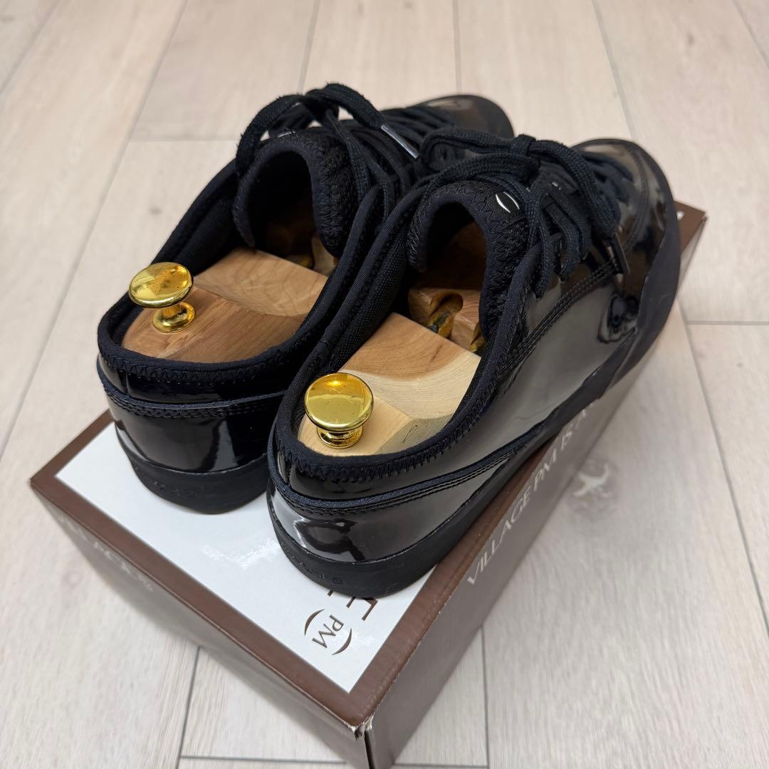 VILLAGE PM VILLAGE 1.30PM エナメル