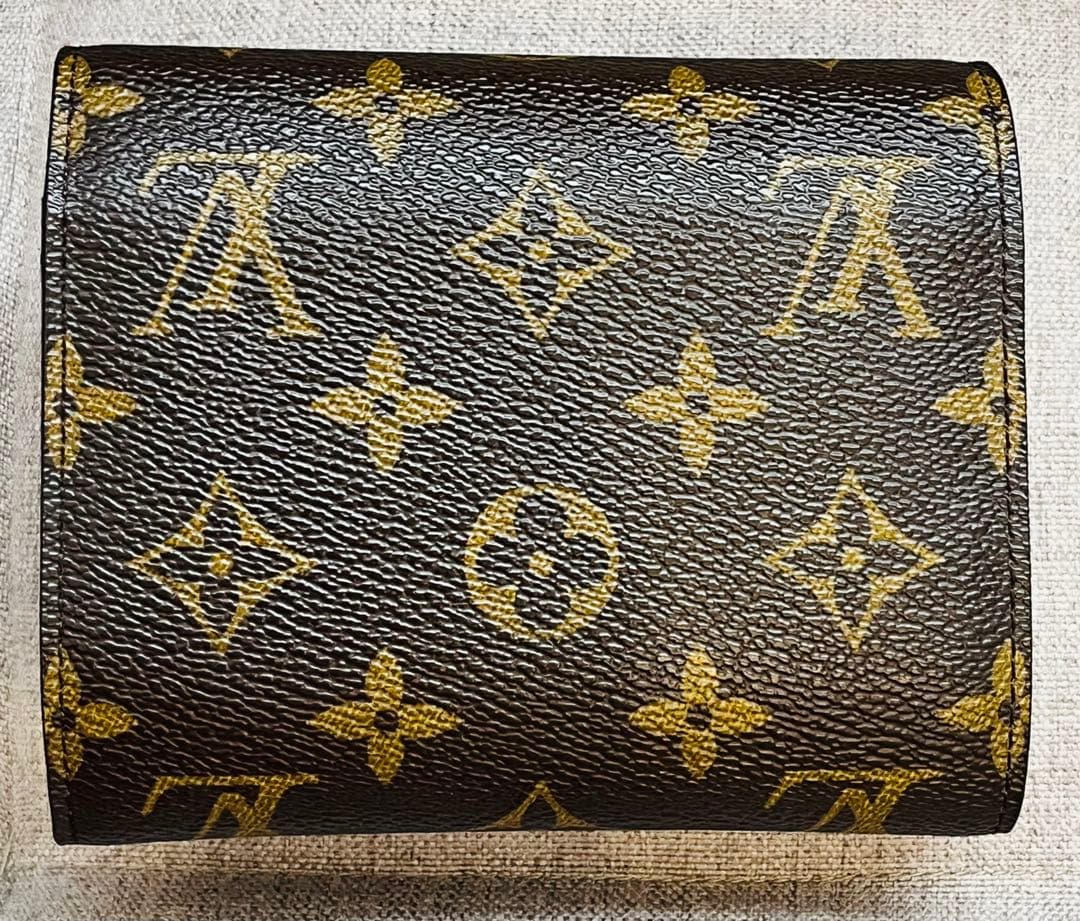 【良品】ルイヴィトン モノグラム 2つ折り財布 カード9 大容量 LV金具付き