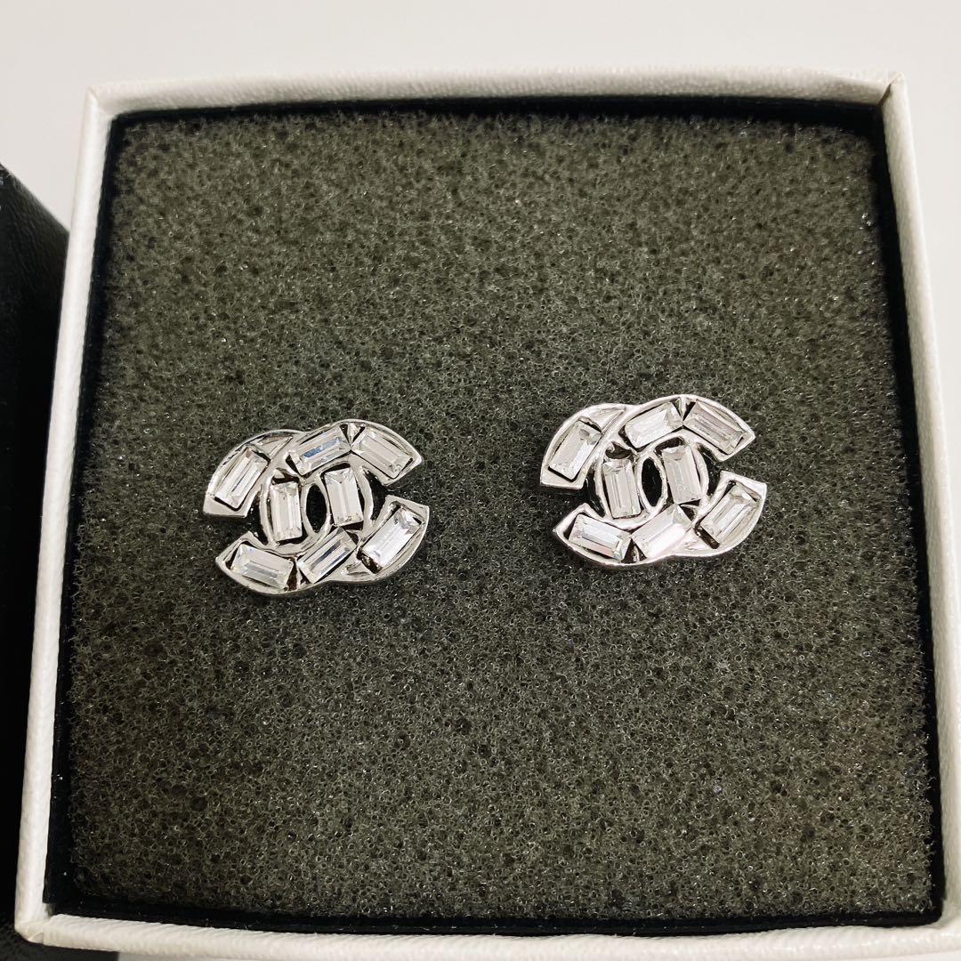 CHANEL シャネル　ココマーク　ピアス
