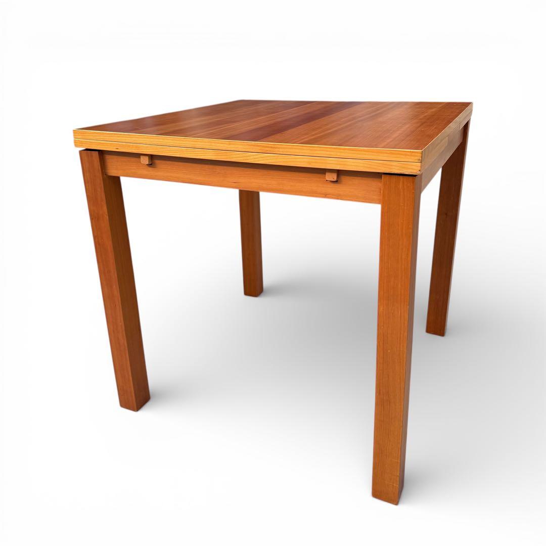 ウニコ　ダイニングテーブル　 伸縮式 エクステンション　チェリー材　北欧