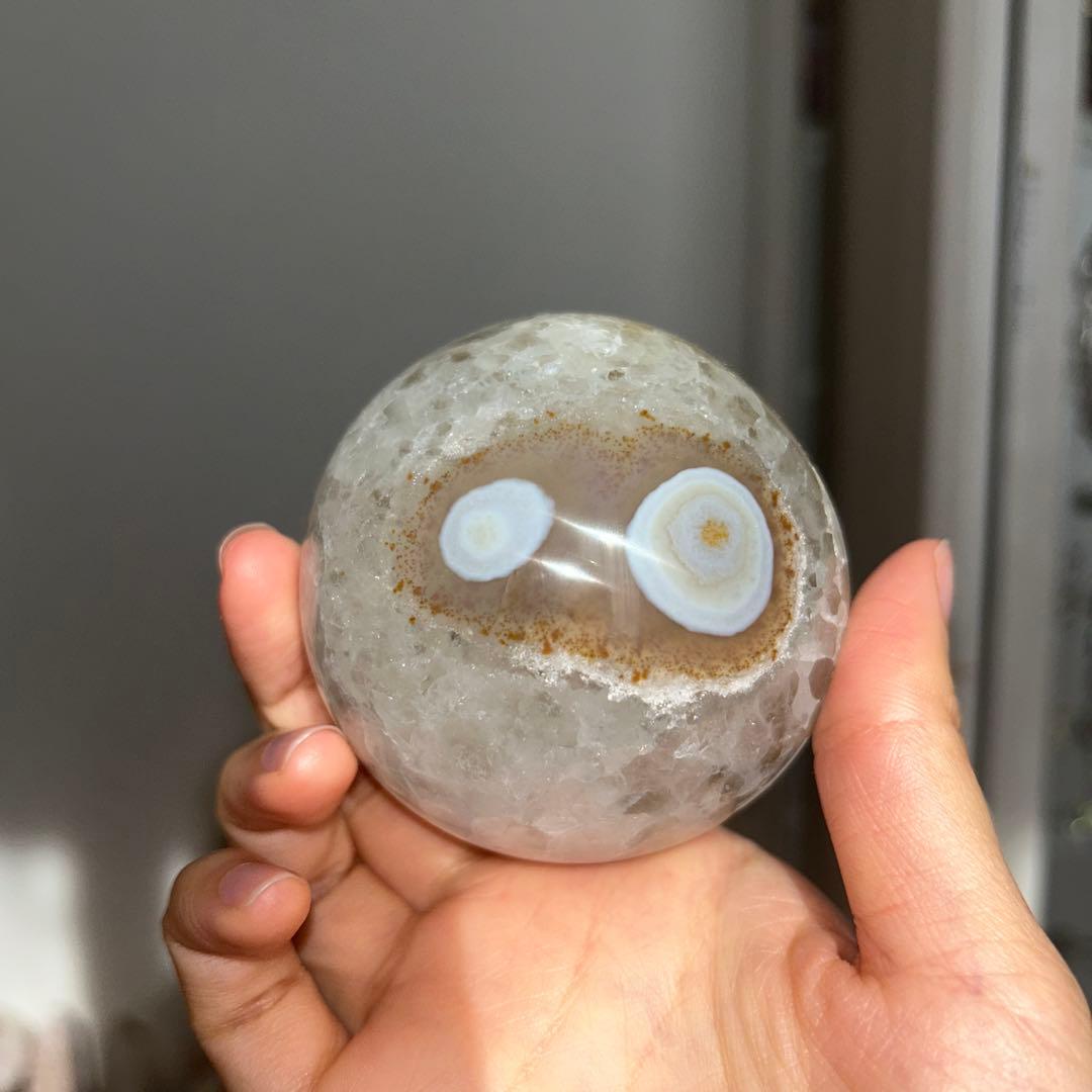 笑口 bigサイズ スフィア 瑪瑙 結晶 虹あり 67.6ミリ 364g