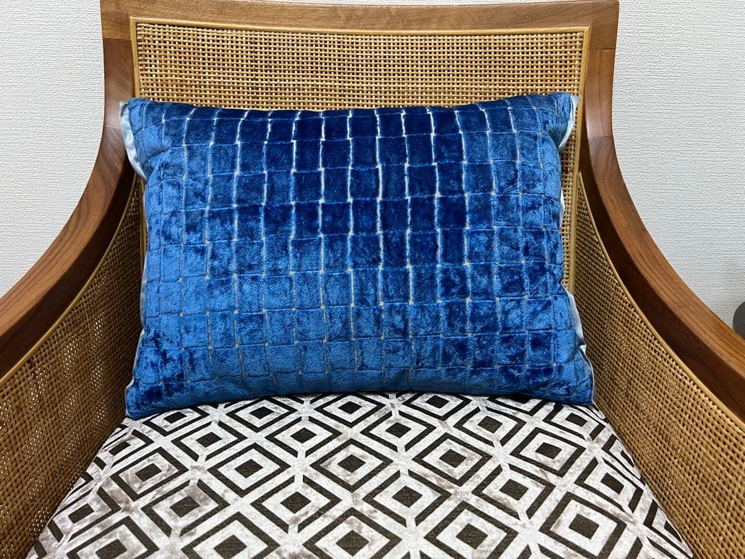 デザイナーズギルド　クッション　ブルー　GUILD