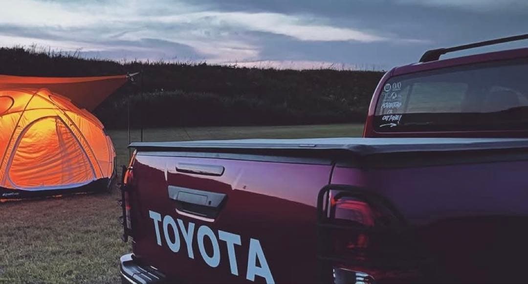 RUGGED COVER ハイラックス トノカバー