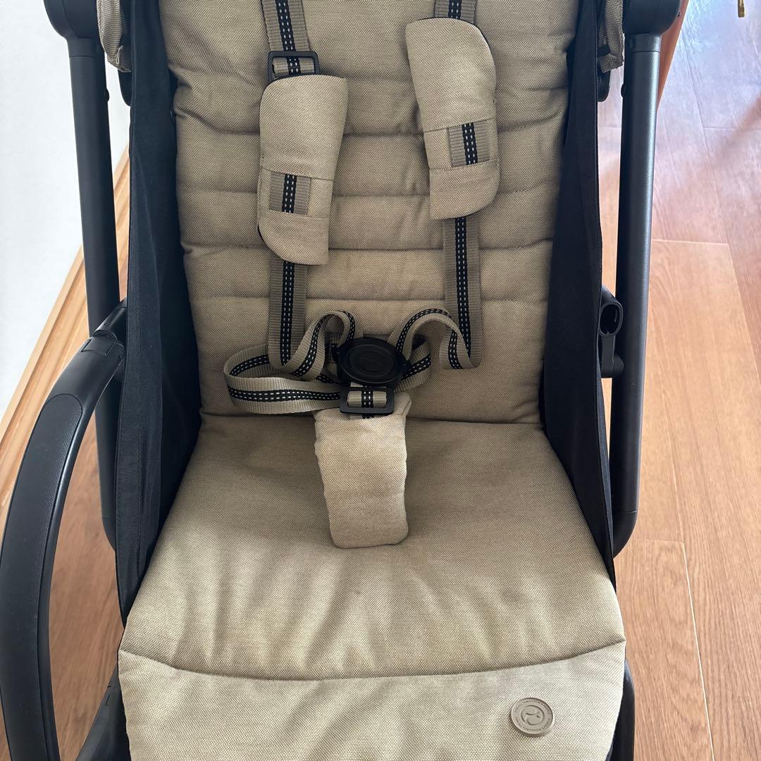 サイベックス　cybex イージーS B2 EEZYS B2　クラシックベージュ