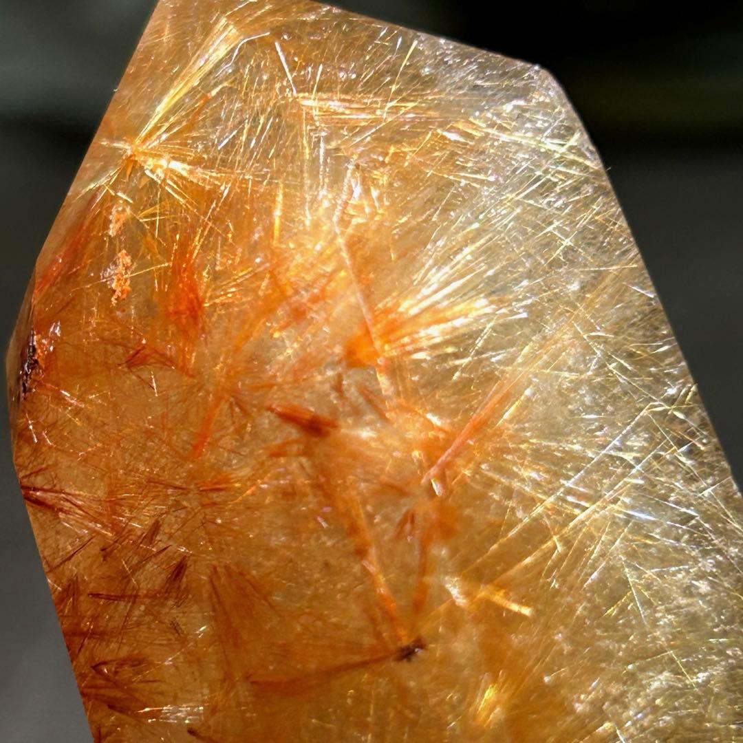 ☆最高品質！帝王秘宝！超希少！オレンジ　ゴールド　ルチル　原石　六角柱