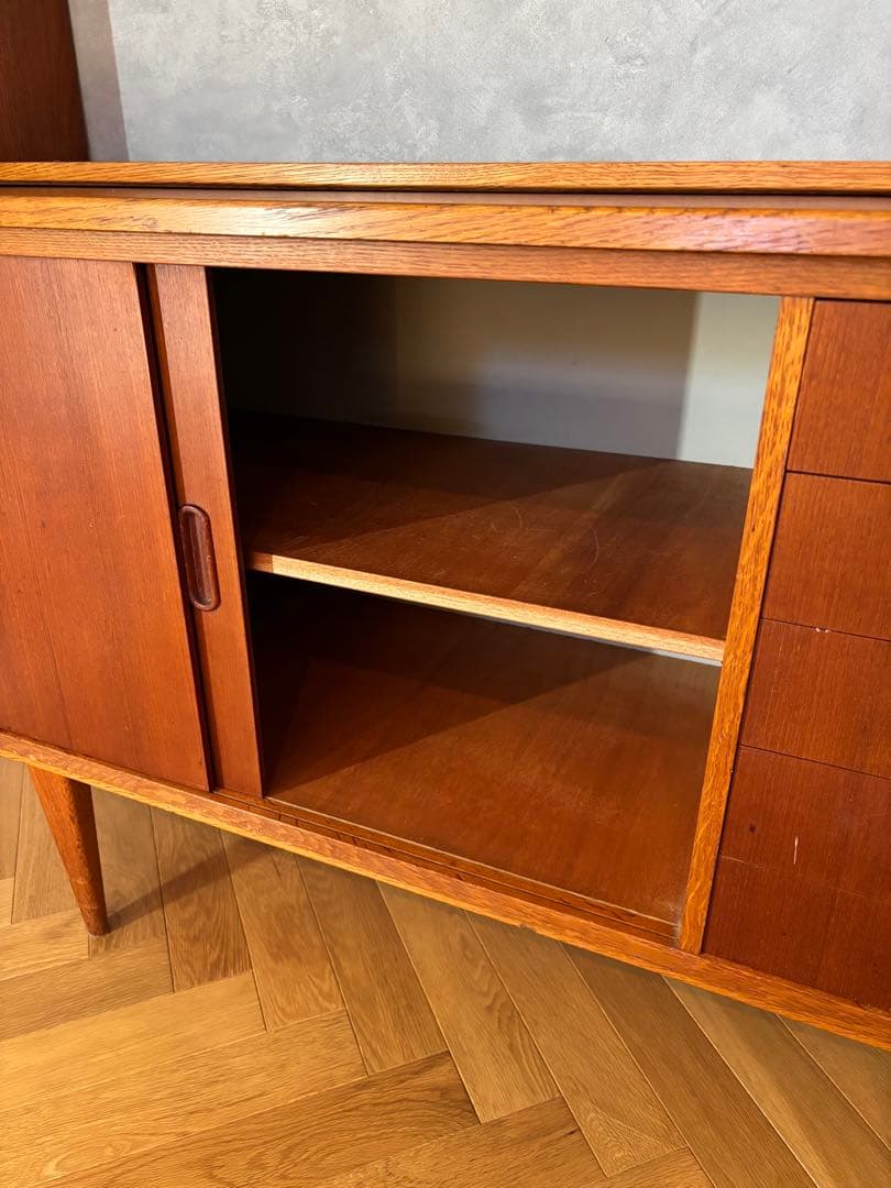 北欧アンティーク家具　オープンシェルフ