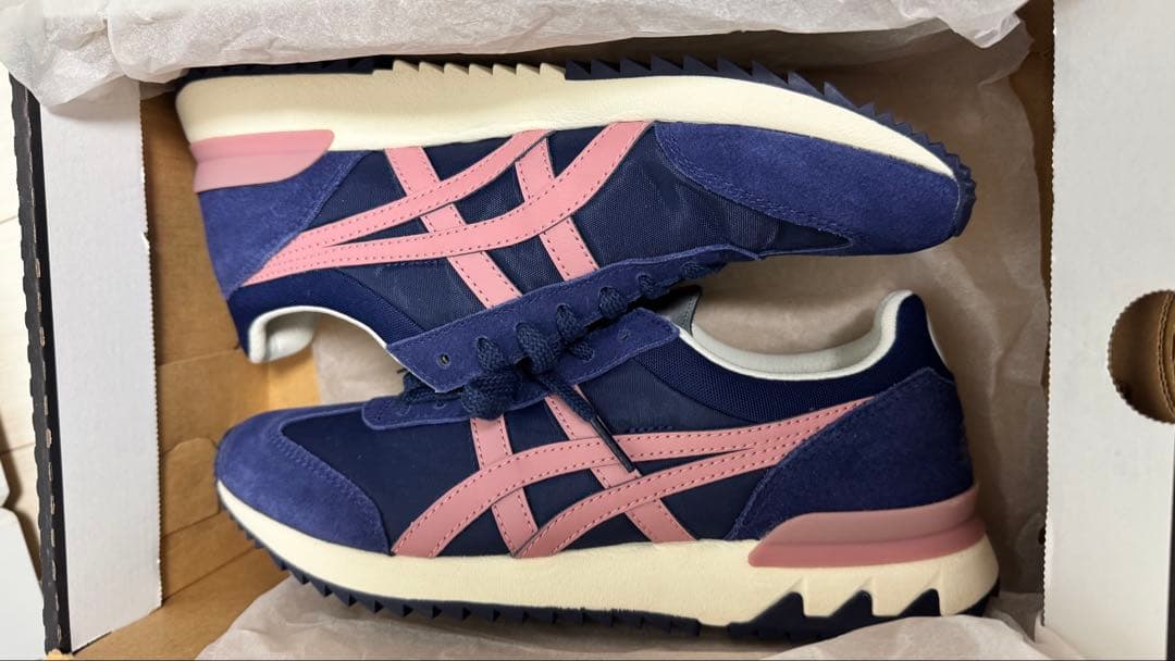 新品　オニツカタイガー　ネイビー24.5㎝