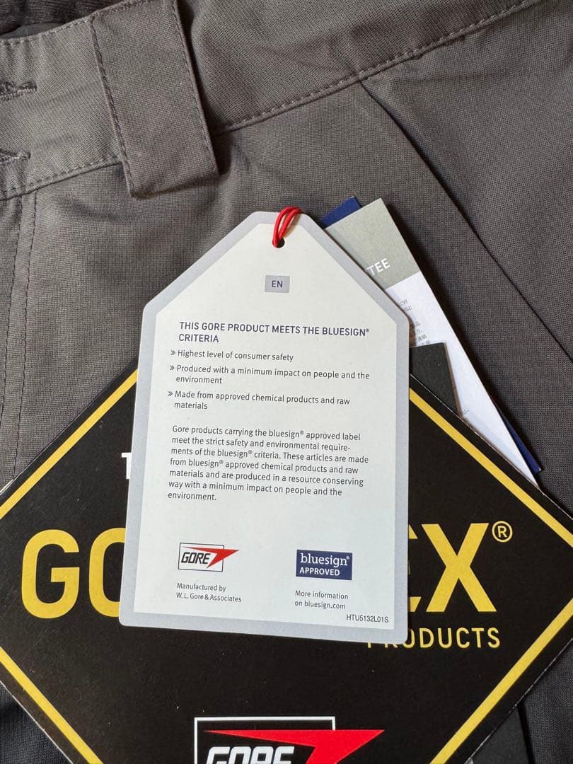 BURTON ［ak ］GORE-TEX バートン　スノーボードパンツ グレー