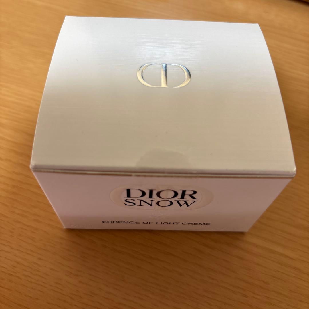 フェイスクリーム Dior  Essence of Light Creme 50ml