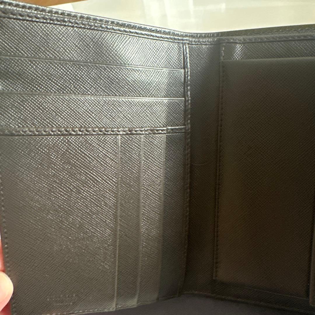 専用PRADA レザー三つ折り財布