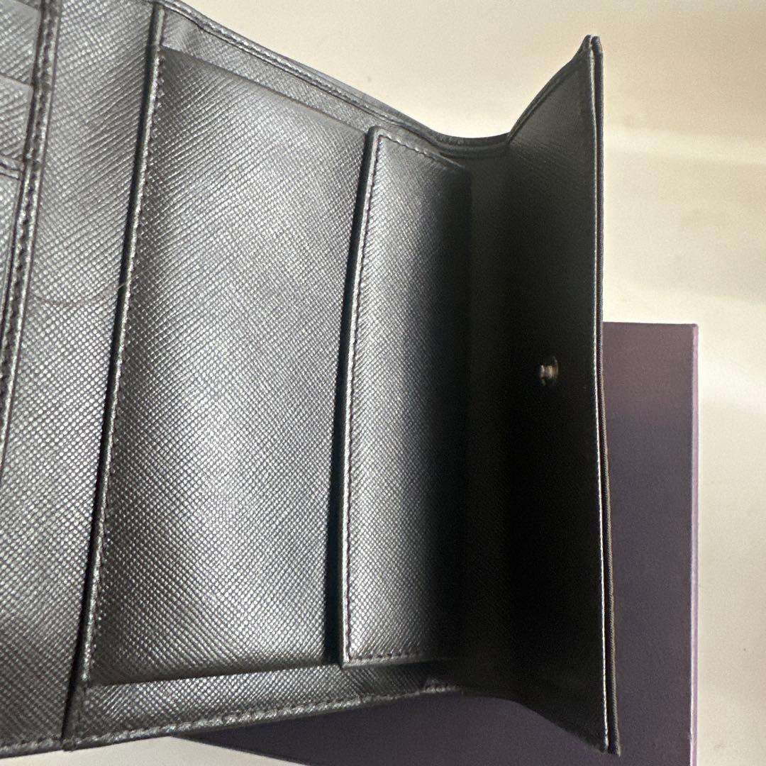 専用PRADA レザー三つ折り財布