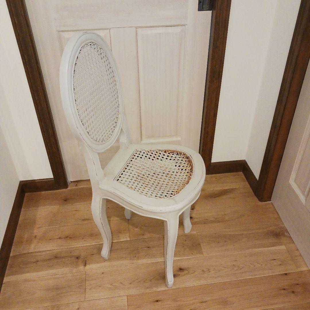 引取限定発送不可　ラタンチェア　サラグレース