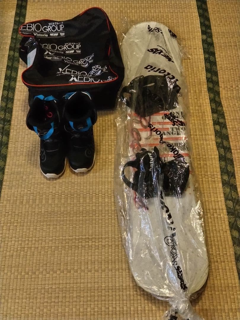 Ｙ*m様 年末年始限定価格！【使用回数１回】スノーボード３点セット