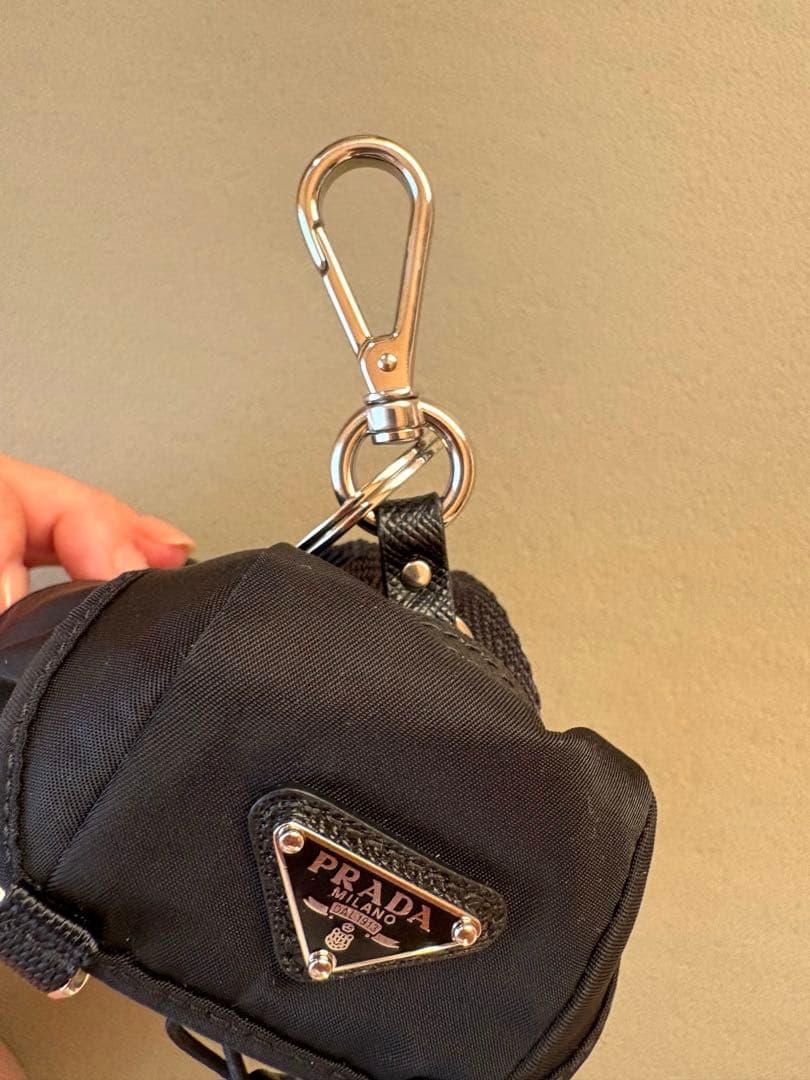 最終値下げです【美品】プラダ リュック型ミニバッグ キーホルダー