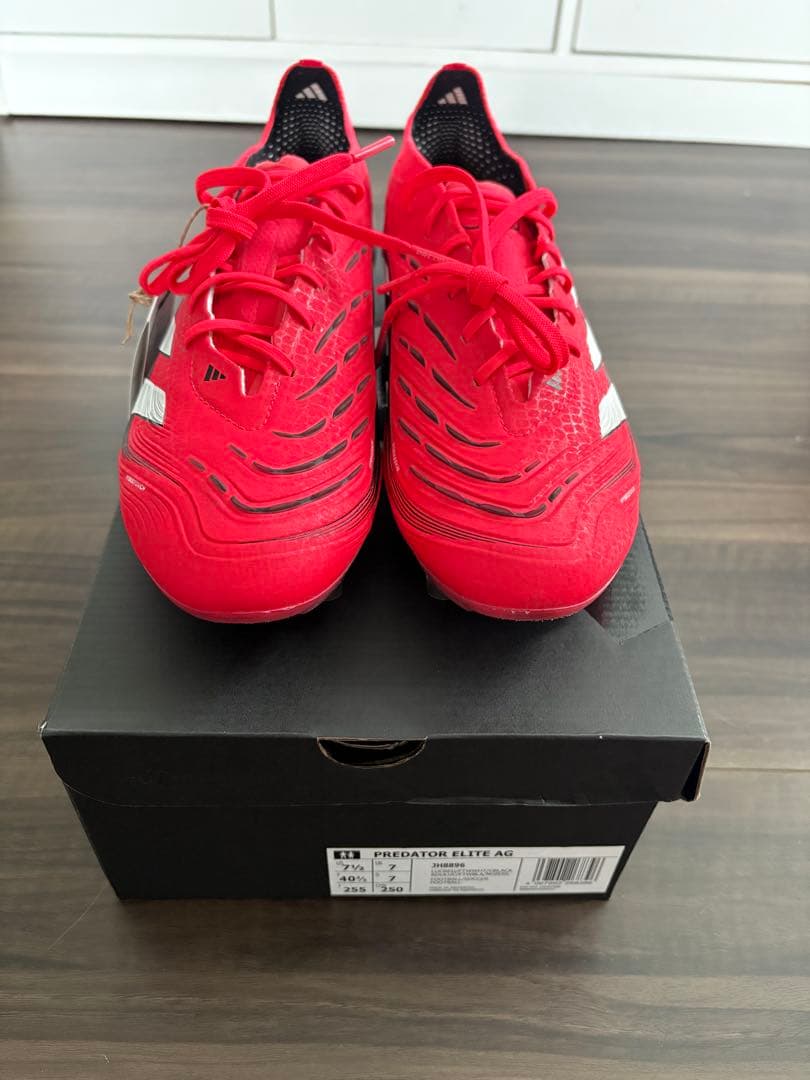 し*か様 1月4日22時削除adidas プレデターエリートAG 25.5