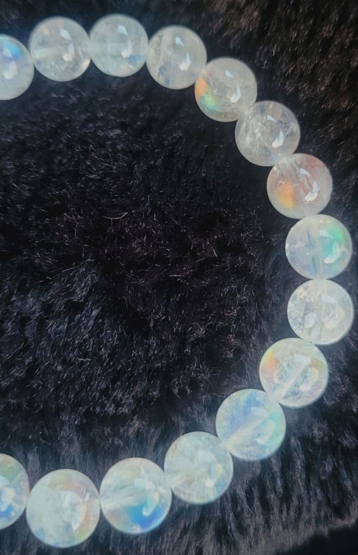 ！レインボームーンストーン！　約9㎜玉　マダガスカル産