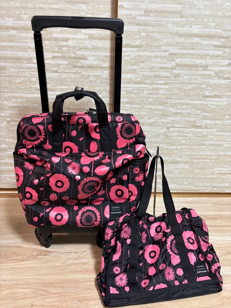 スワニー　中原淳一コラボ　キャリー　ブラック×ピンク <4輪ストッパー付>