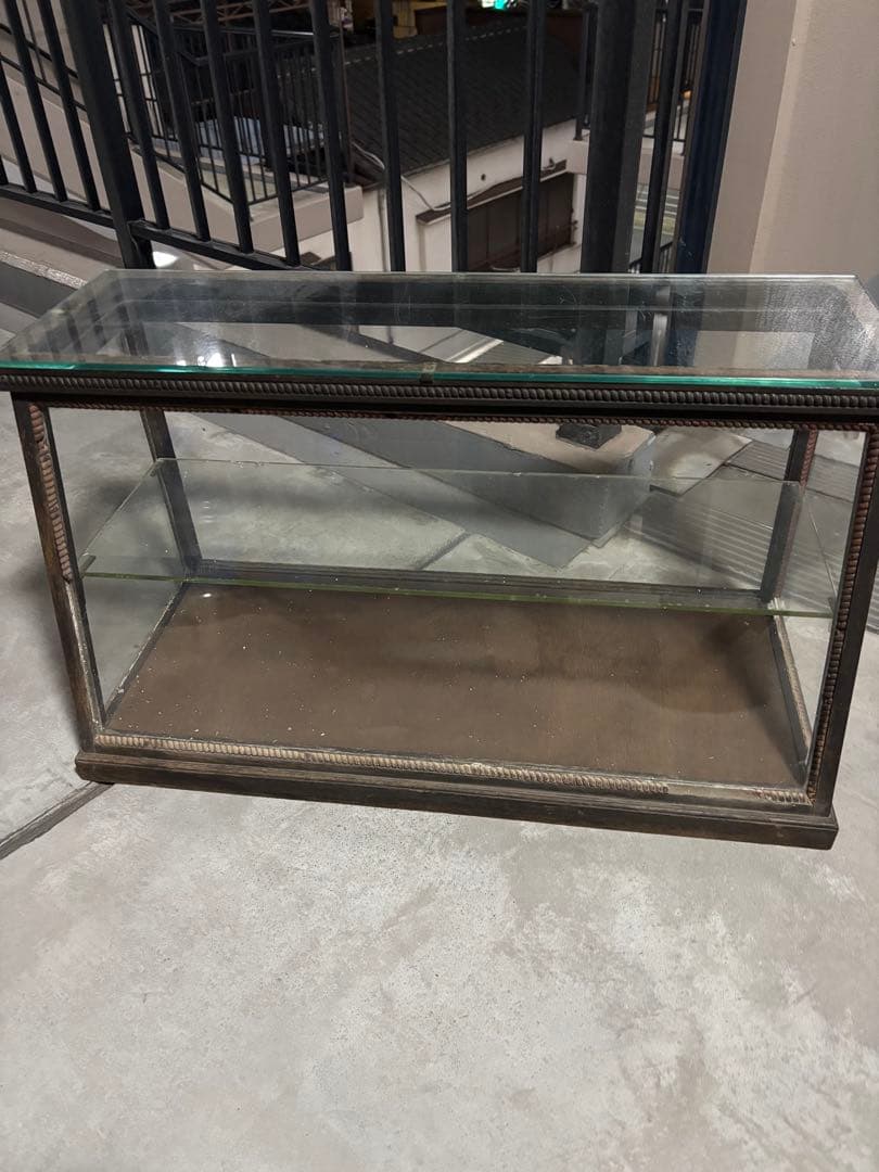 ビンテージ　昭和レトロガラスケース 墨田区から10kmまで配達