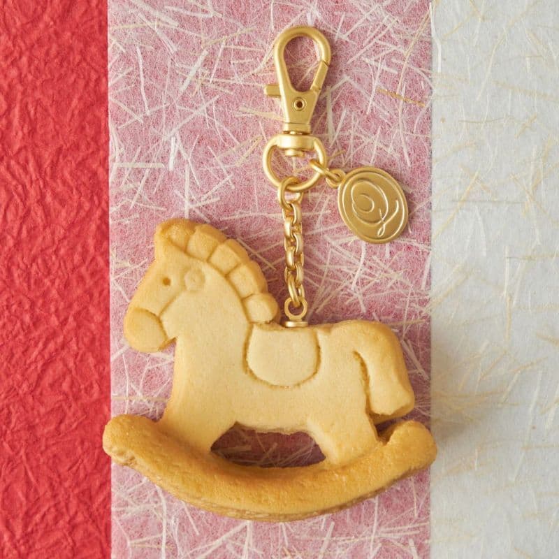 Q-pot. 木馬 焼きたてクッキーバッグチャーム