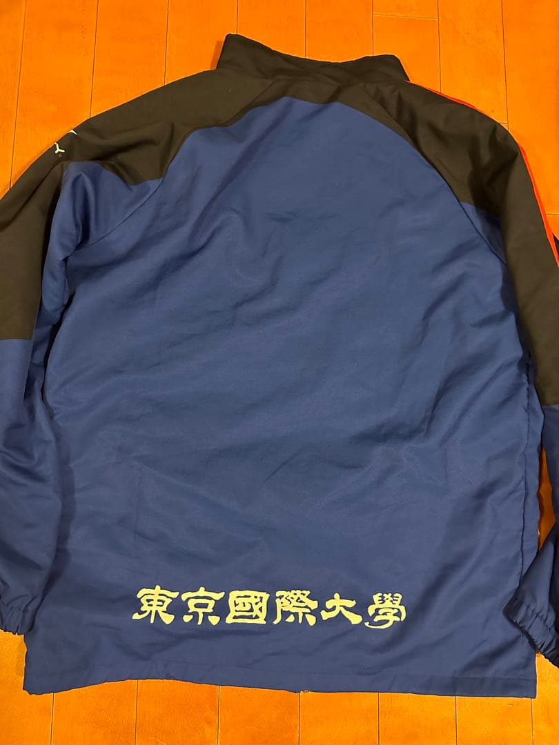 東京国際大学ジャージ　ウォーマーoサイズ