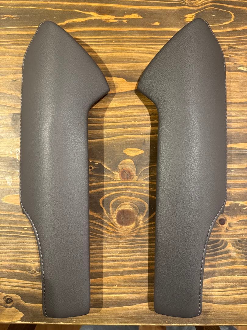 ランドクルーザープラド　150系後期　TXL サイドニーパッド