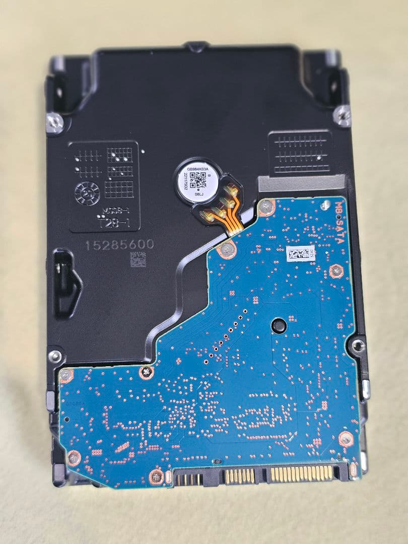 東芝　16TB HDD MN08ACA16T 未使用品