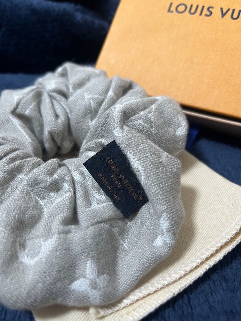 ルイヴィトン シュシュ モノグラム ジャカード M78235