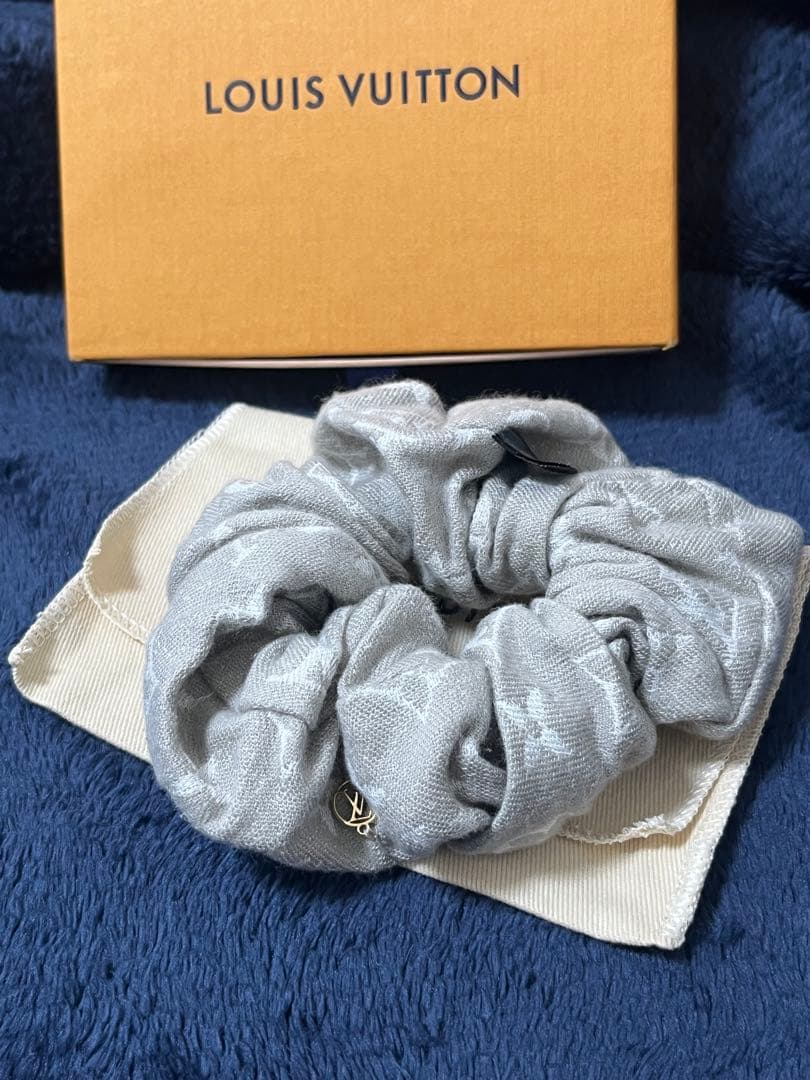 ルイヴィトン シュシュ モノグラム ジャカード M78235