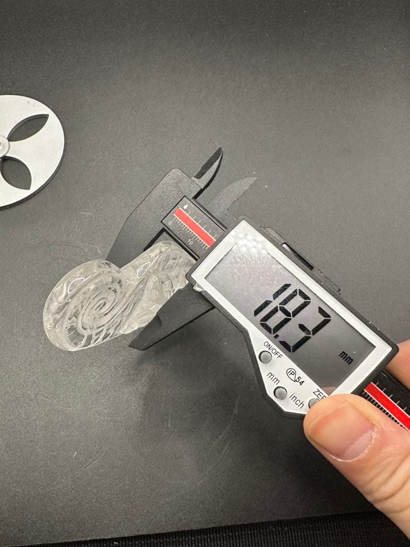 水晶　翼の置きもの（九尾）