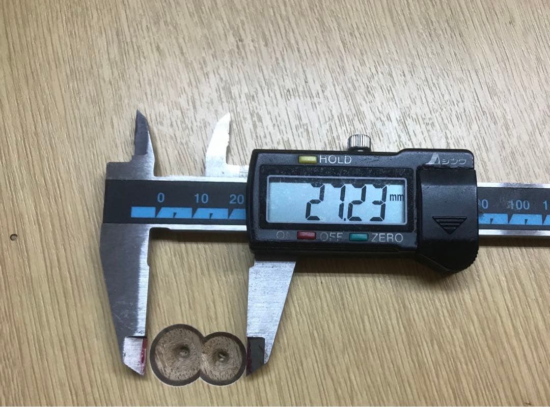 コクヨ　オフィス・店舗向け円座テーブル