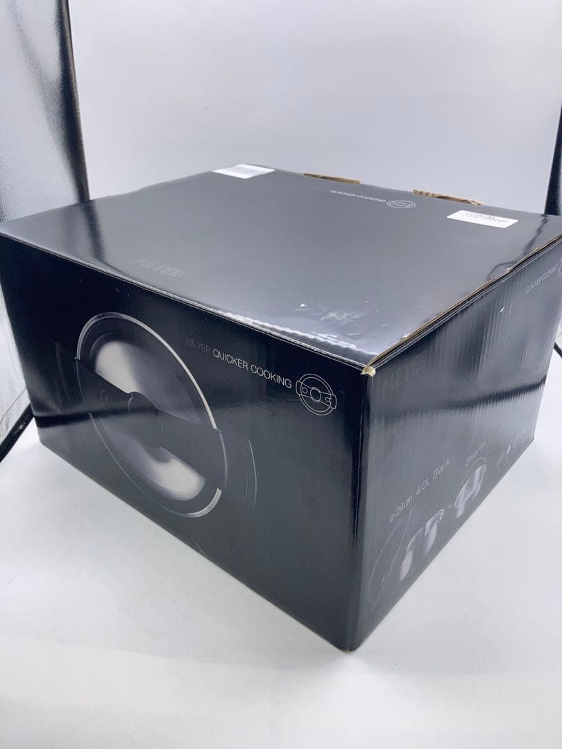 ほぼ新品　マイヤー　圧力鍋 クイッカークッキング　24cm 4L ブラック