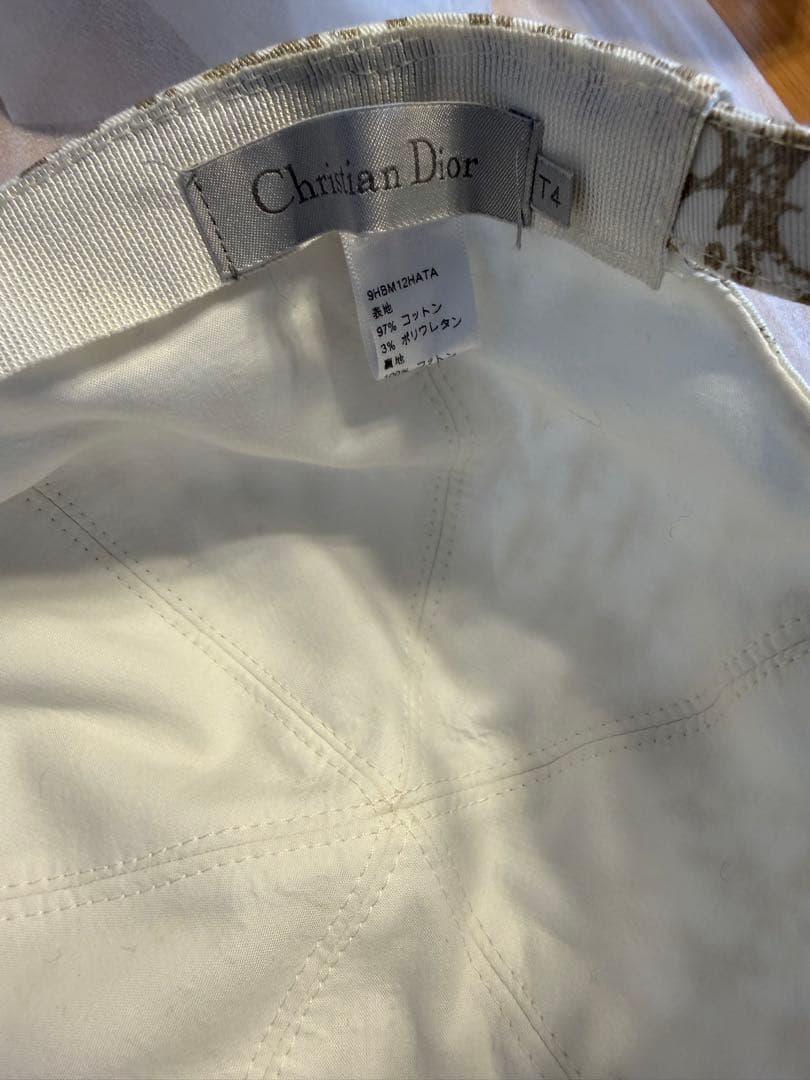 と*ち様 Christian Dior クリスチャンディオール ロゴ帽子キッズT