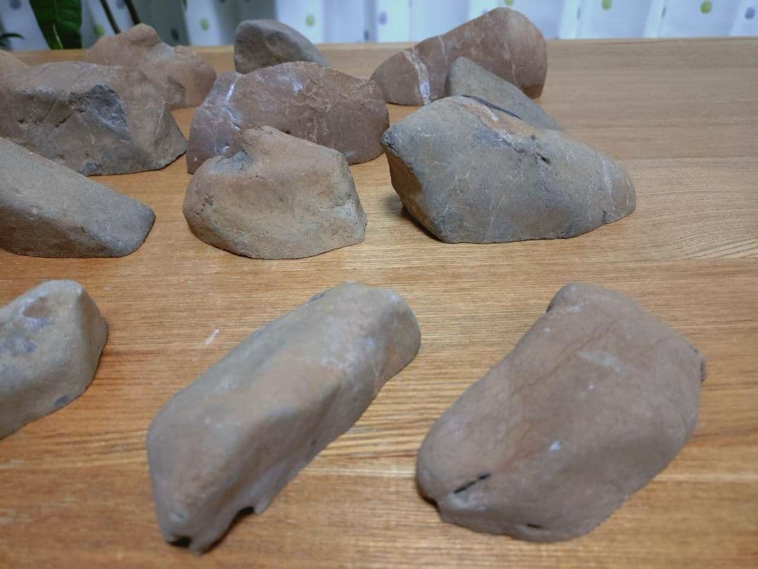 結婚式　席札　テーブルナンバー　アクセサリースタンド　ペーパーウェイト　大理石？