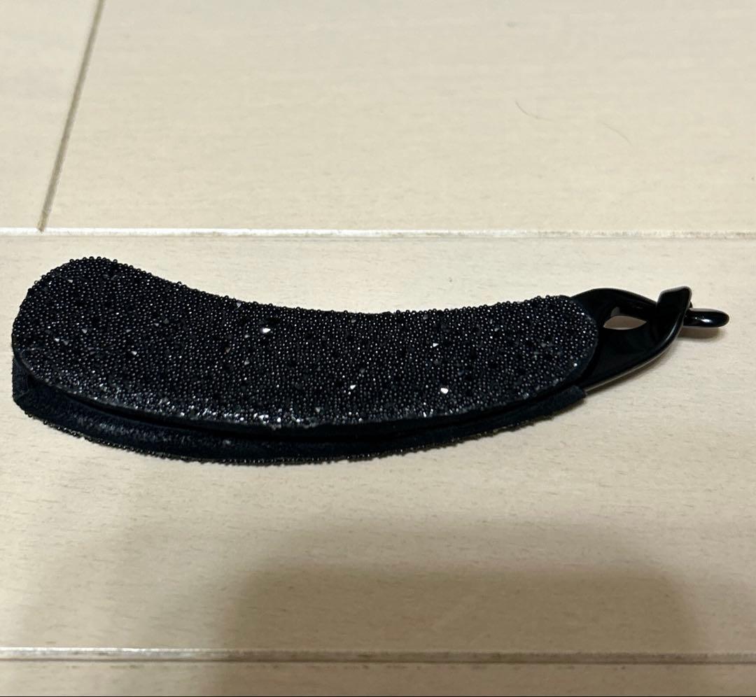 希少　acca アッカ　バナナ　クリップ　ブラック　ノワール　ラメ