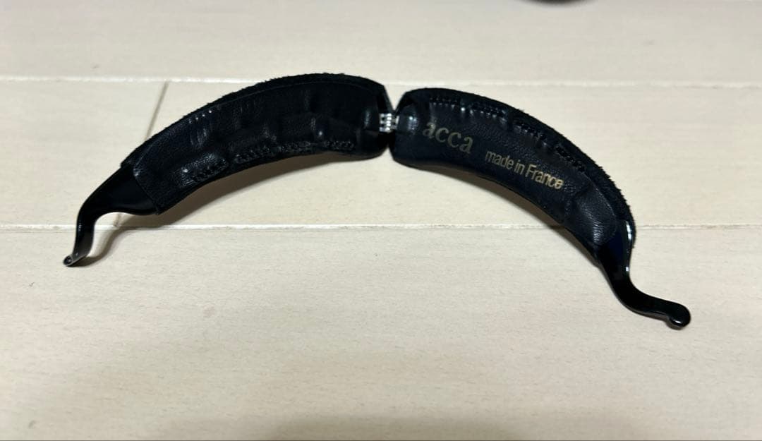 希少　acca アッカ　バナナ　クリップ　ブラック　ノワール　ラメ