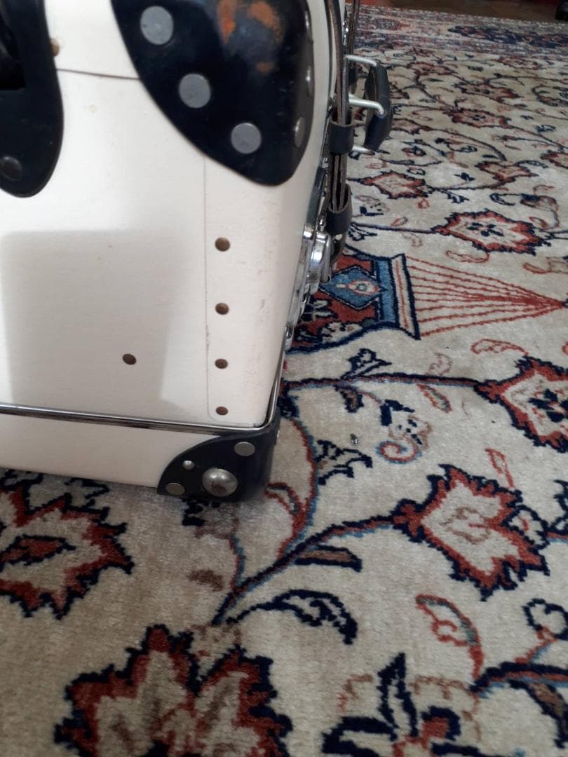 【黒ベルト】グローブトロッターキャリーケース GlobeTrotter（正規品）